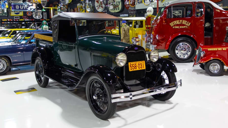 1928 Ford Model A Pickup & Model AA - Image 8 of 16