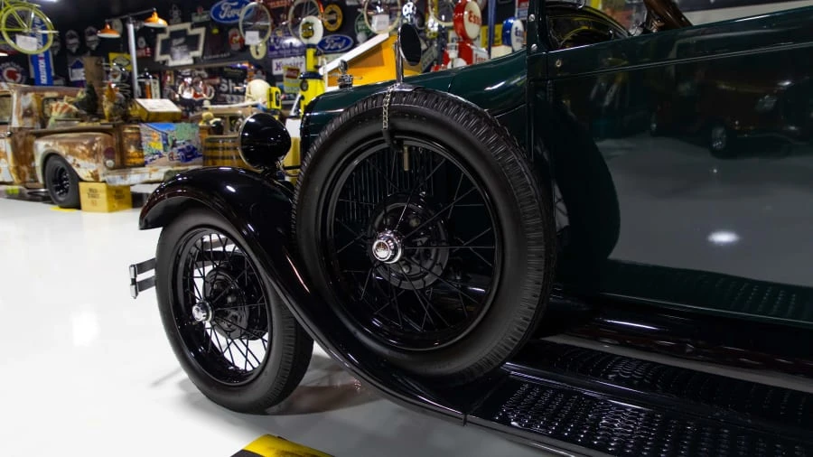 1928 Ford Model A Pickup & Model AA - Image 14 of 16