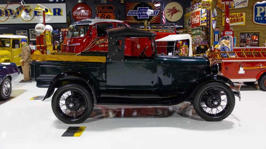 1928 Ford Model A Pickup & Model AA - Image 16 of 16