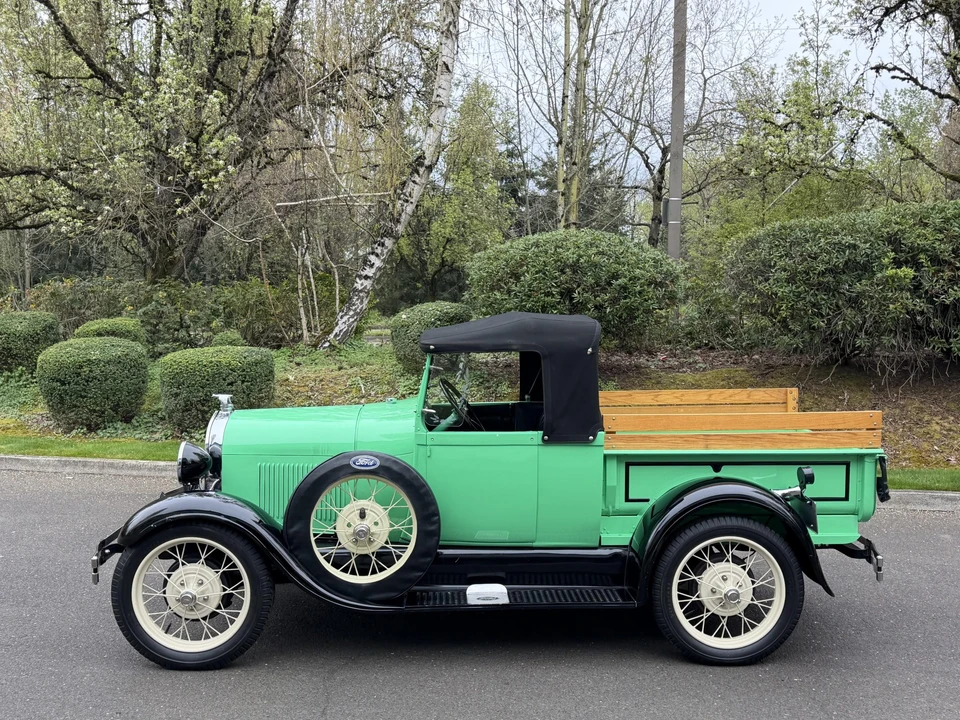 1928 Ford Model A Pickup & Model AA - Image 12 of 31