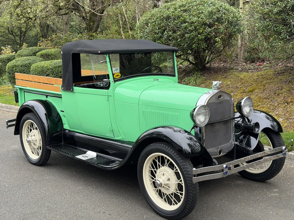 1928 Ford Model A Pickup & Model AA - Image 6 of 31