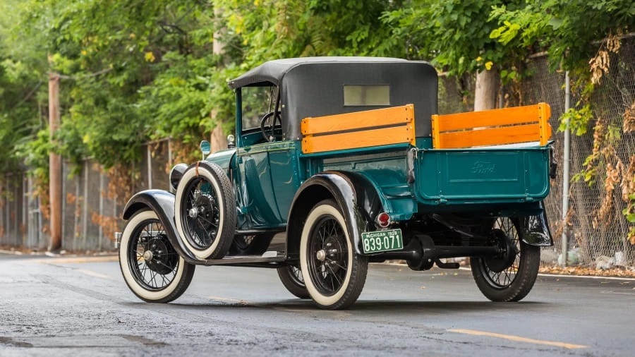 1928 Ford Model A Pickup & Model AA - Image 3 of 12