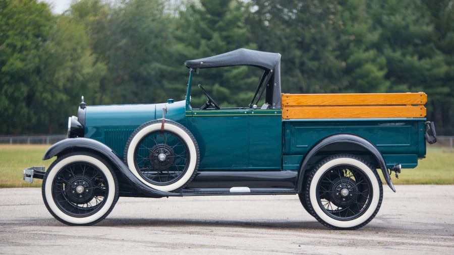 1928 Ford Model A Pickup & Model AA - Image 2 of 12