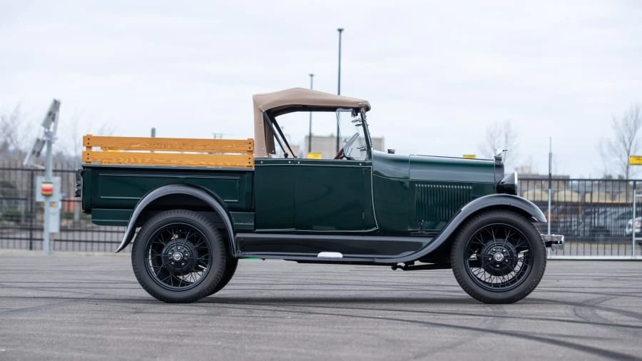 1928 Ford Model A Pickup & Model AA - Image 8 of 31