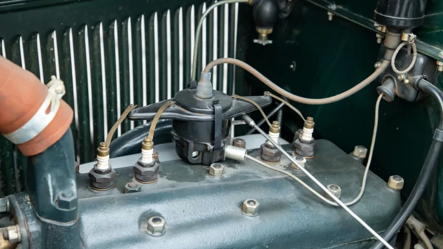 1928 Ford Model A Pickup & Model AA - Image 28 of 31