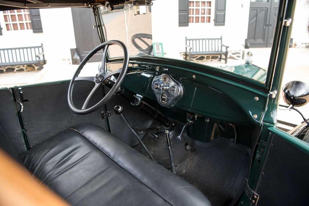 1928 Ford Model A Pickup & Model AA - Image 3 of 31