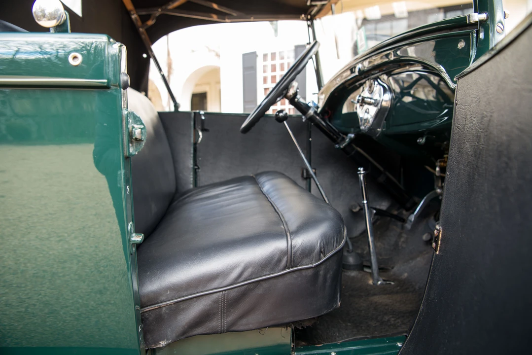 1928 Ford Model A Pickup & Model AA - Image 2 of 31