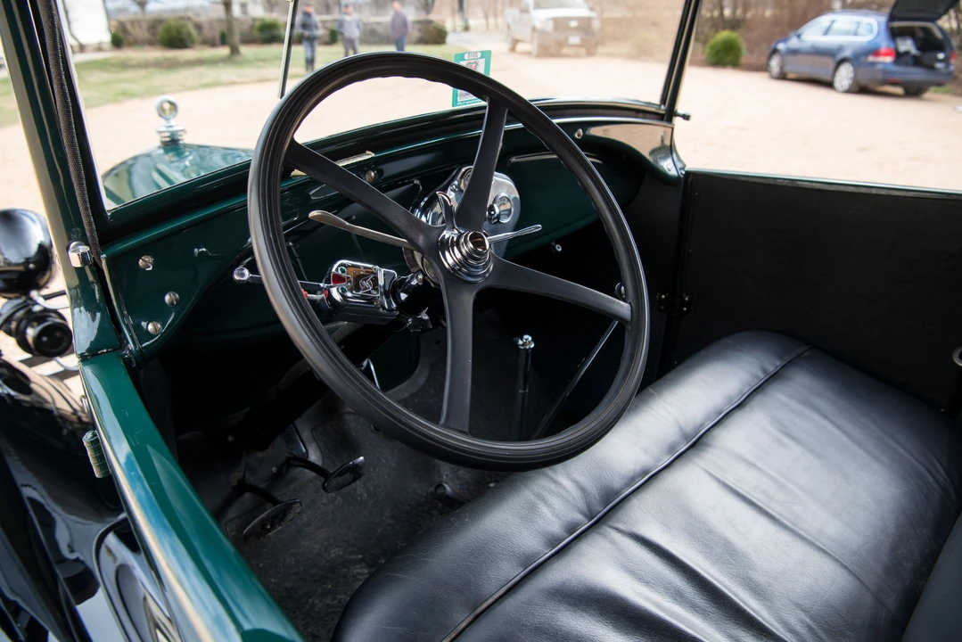 1928 Ford Model A Pickup & Model AA - Image 18 of 31