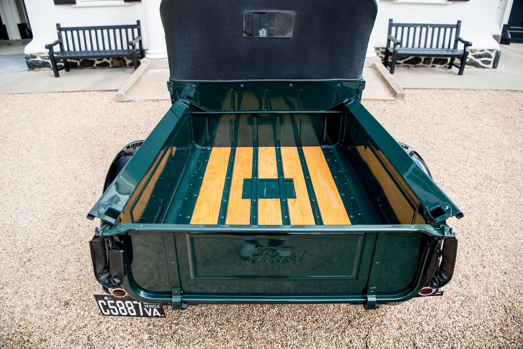 1928 Ford Model A Pickup & Model AA - Image 26 of 31