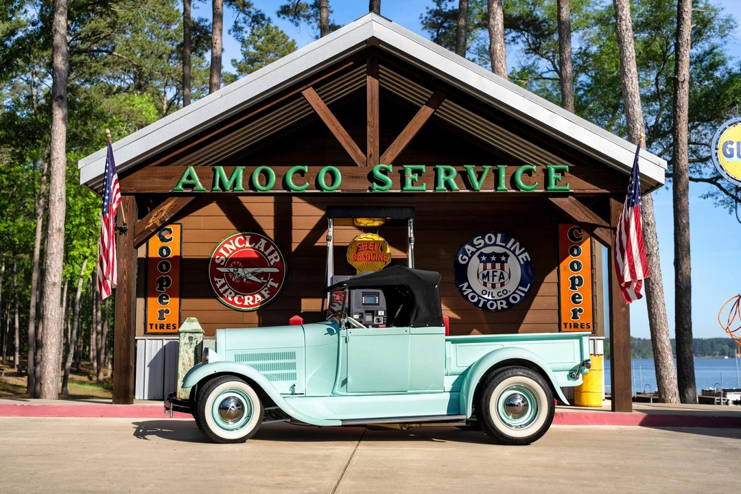 1928 Ford Model A Pickup & Model AA - Image 9 of 31