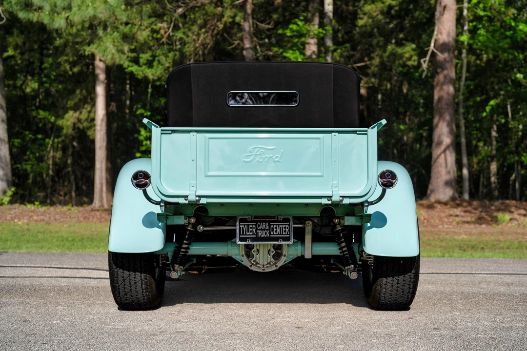 1928 Ford Model A Pickup & Model AA - Image 4 of 31