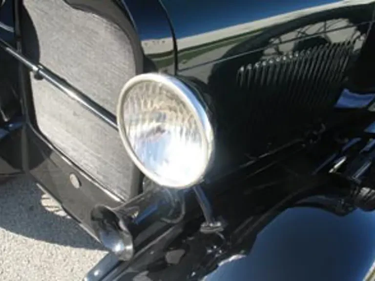 1928 Ford Model A Pickup & Model AA - Image 10 of 11