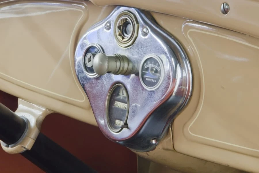 1928 Ford Model A Pickup & Model AA - Image 4 of 10