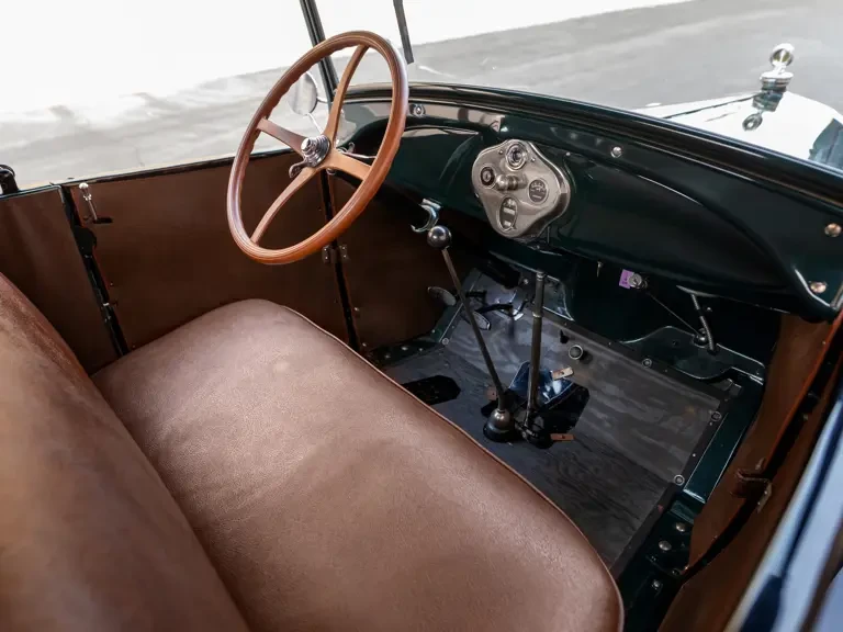 1928 Ford Model A Pickup & Model AA - Image 5 of 31