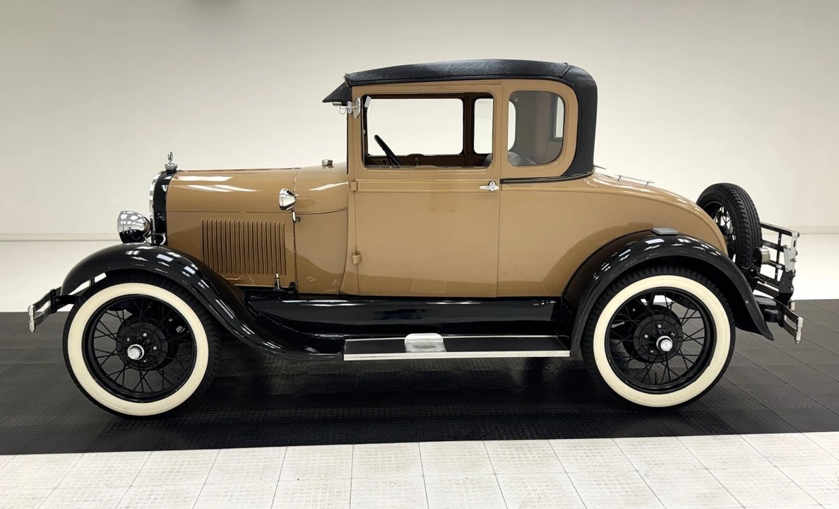 1928 Ford Model A - Image 3 of 21