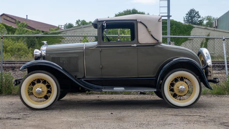 1928 Ford Model A - Image 2 of 15