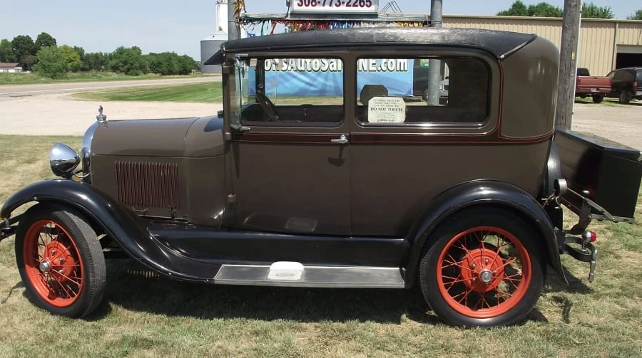1928 Ford Model A - Image 2 of 12