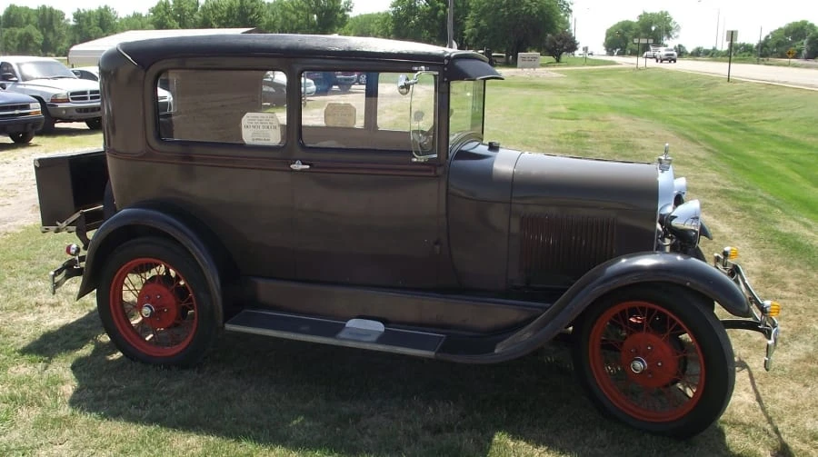 1928 Ford Model A - Image 3 of 12
