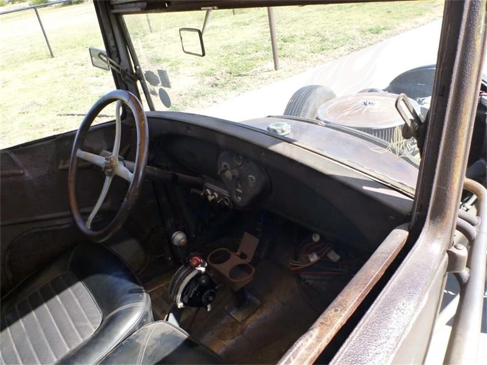 1928 Ford Model A Pickup & Model AA - Image 11 of 12