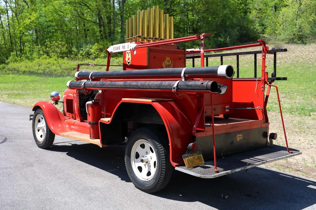 1928 Ford Model A Pickup & Model AA - Image 11 of 31