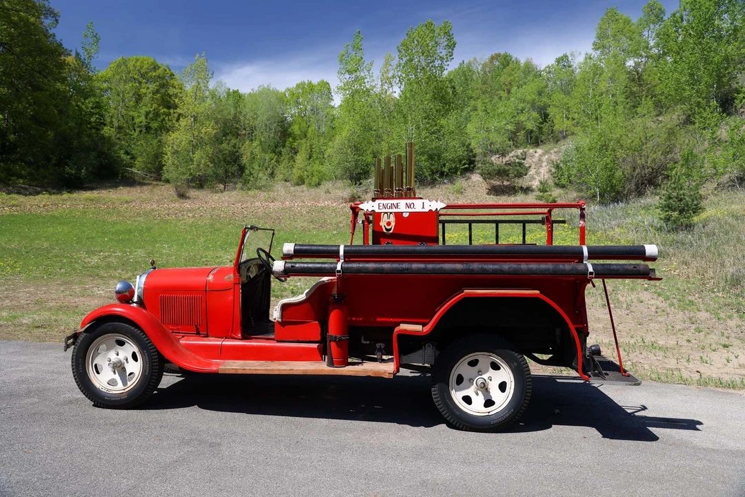 1928 Ford Model A Pickup & Model AA - Image 4 of 31