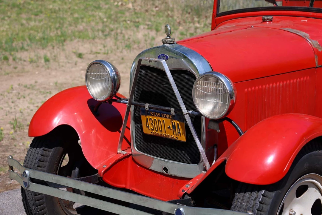 1928 Ford Model A Pickup & Model AA - Image 9 of 31