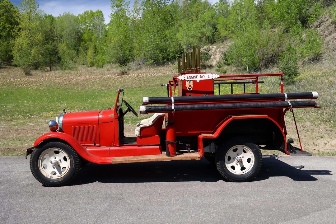 1928 Ford Model A Pickup & Model AA - Image 5 of 31
