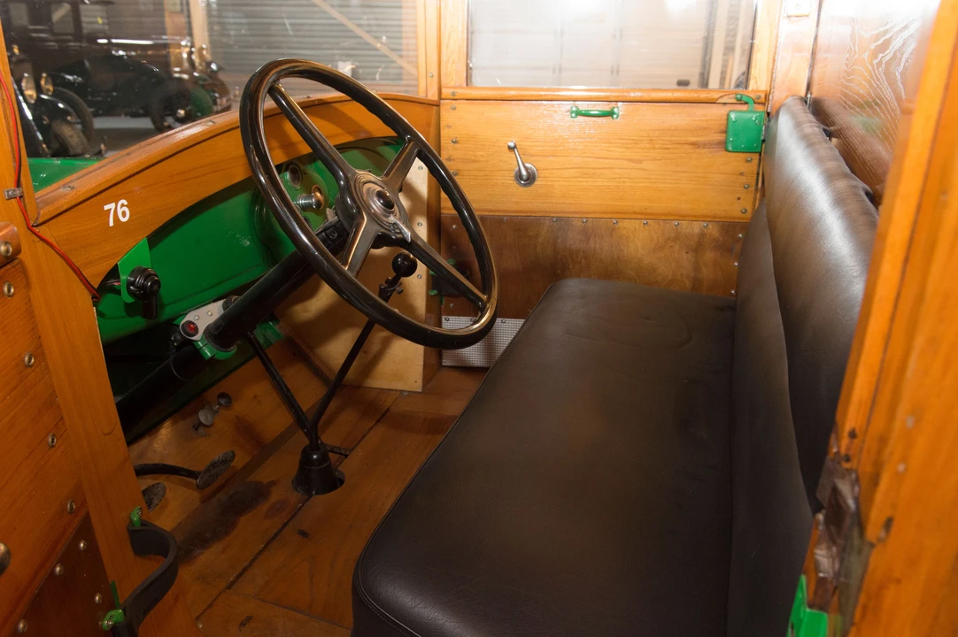 1928 Ford Model A Pickup & Model AA - Image 12 of 13
