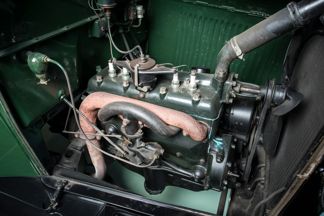 1928 Ford Model A Pickup & Model AA - Image 2 of 3