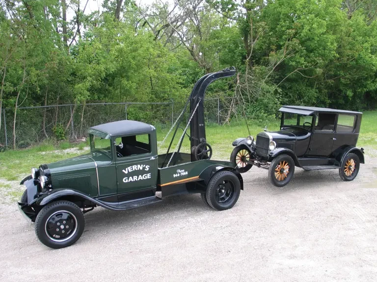 1928 Ford Model A Pickup & Model AA - Image 2 of 2