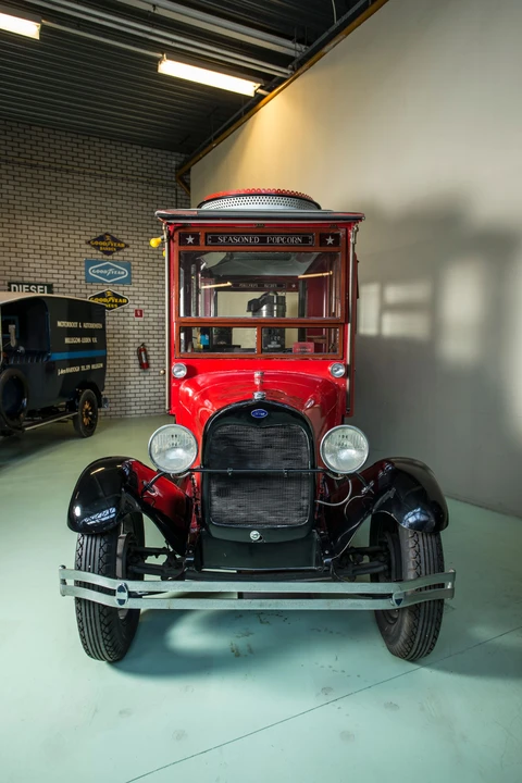 1928 Ford Model A Pickup & Model AA - Image 18 of 20