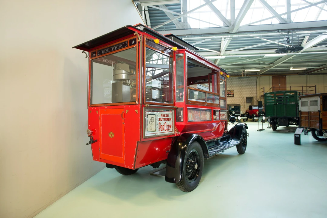 1928 Ford Model A Pickup & Model AA - Image 9 of 20