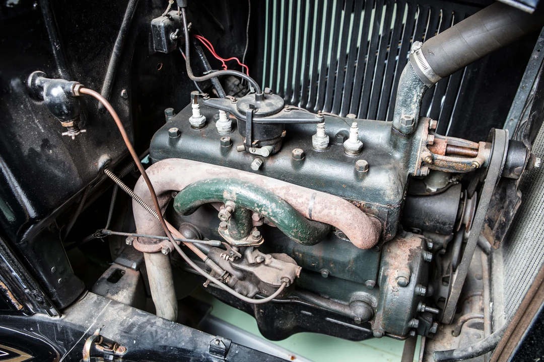 1928 Ford Model A Pickup & Model AA - Image 5 of 7