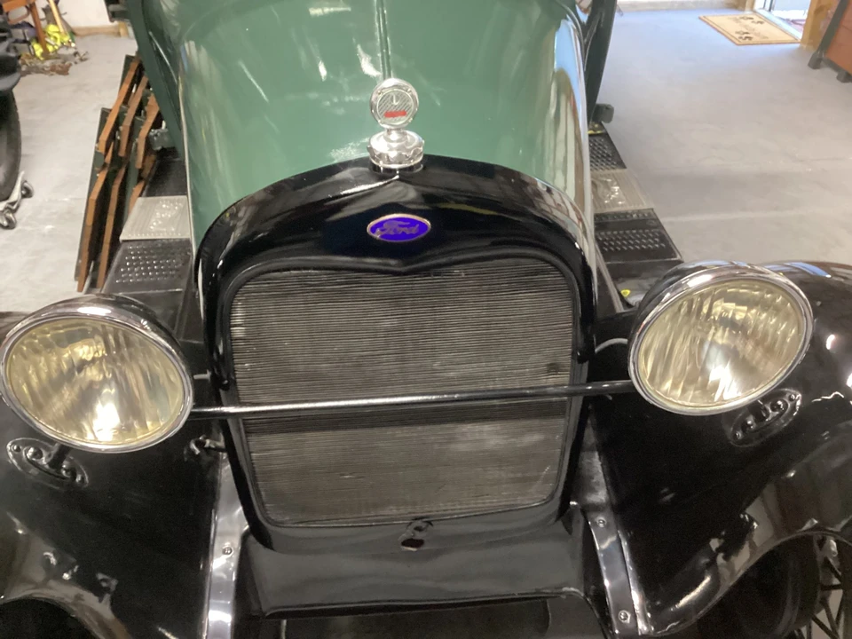 1928 Ford Model A Pickup & Model AA - Image 26 of 31