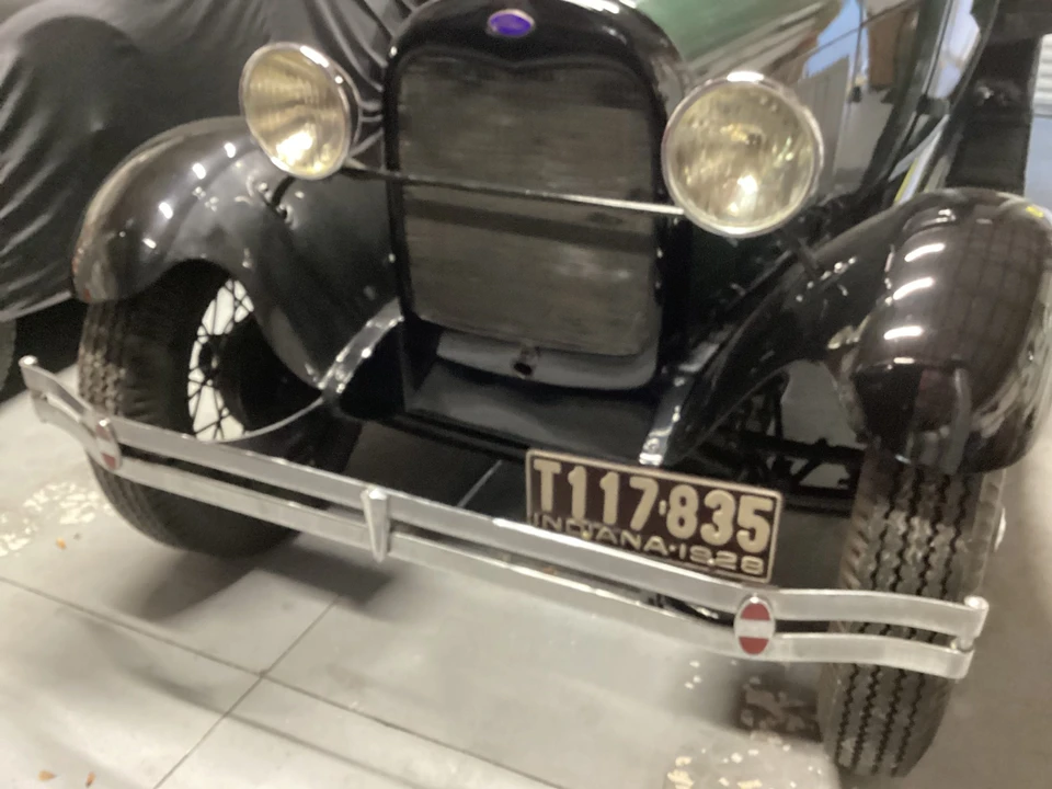 1928 Ford Model A Pickup & Model AA - Image 28 of 31