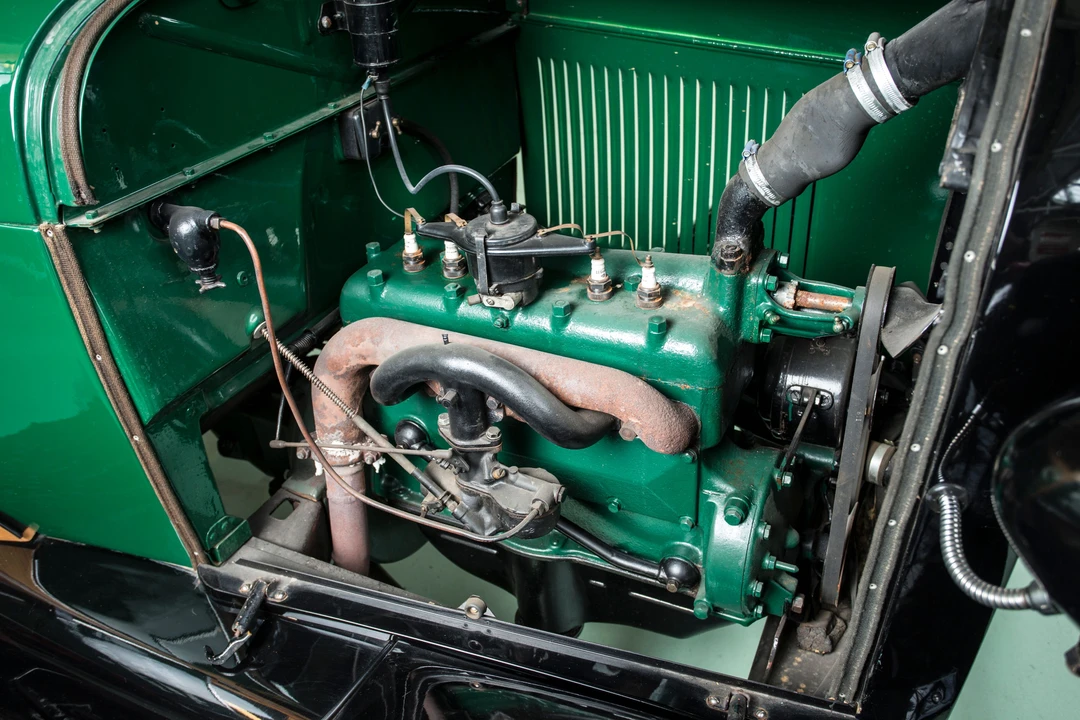 1928 Ford Model A Pickup & Model AA - Image 2 of 4