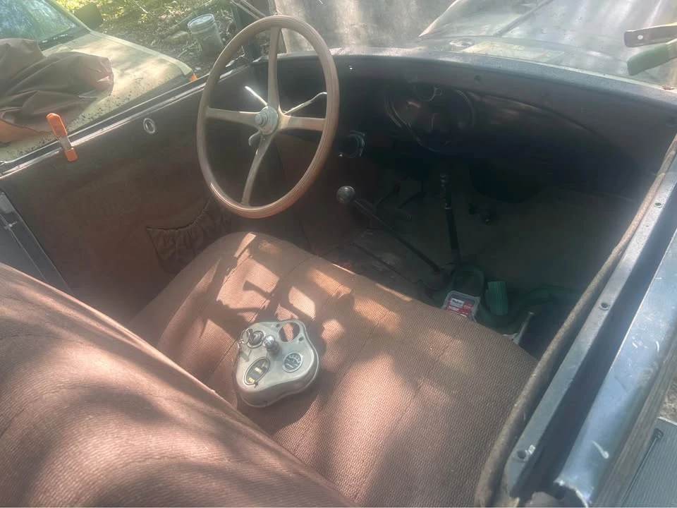 1928 Ford Model A - Image 2 of 3