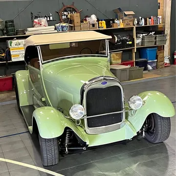 1928 Ford roadster