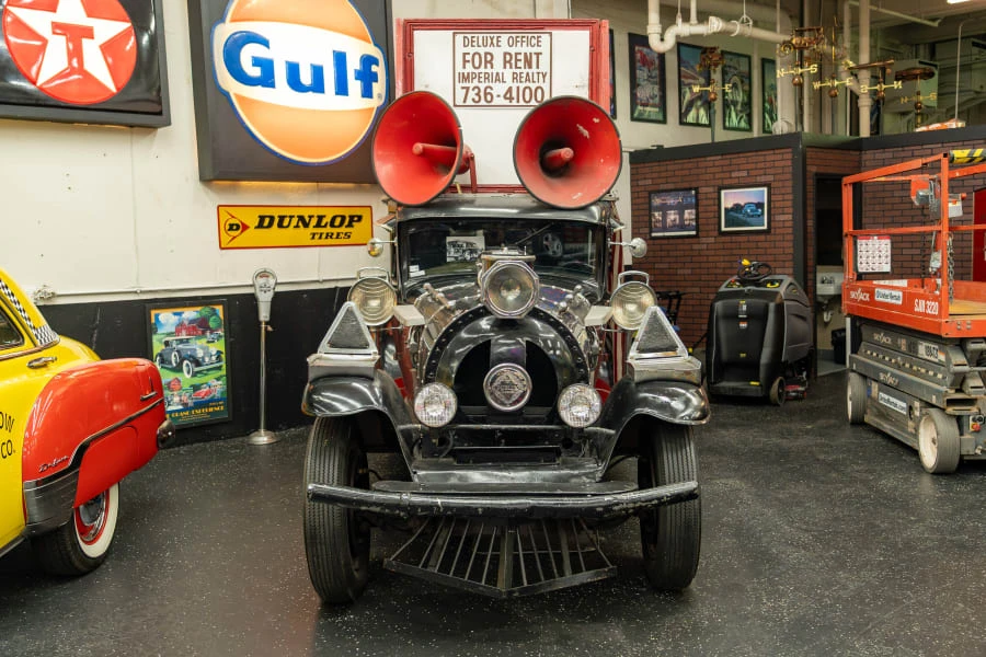 1928 Graham - Image 2 of 12