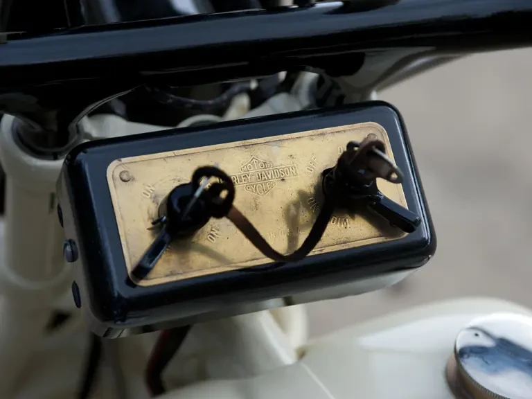 1928 Harley-Davidson Big Twin Flathead - Image 9 of 14
