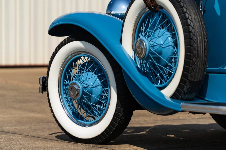 1928 LaSalle - Image 8 of 30