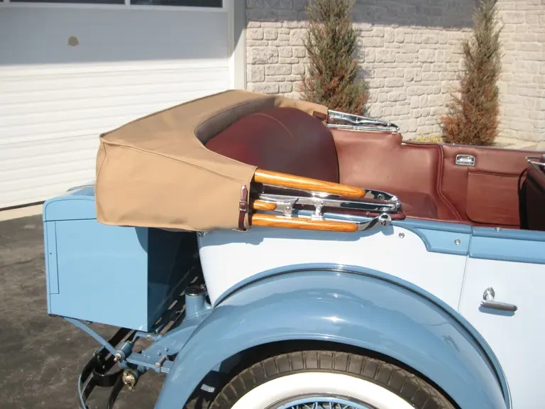 1928 LaSalle - Image 30 of 31