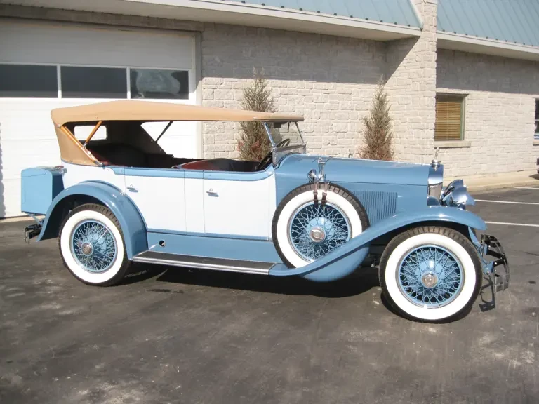 1928 LaSalle - Image 2 of 31