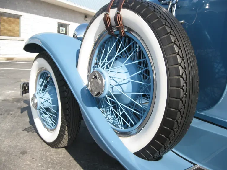 1928 LaSalle - Image 12 of 31