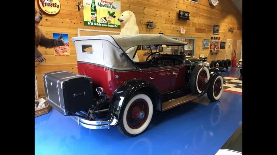 1928 LaSalle - Image 2 of 7