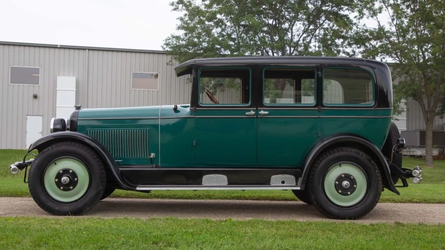 1928 Nash - Image 2 of 12