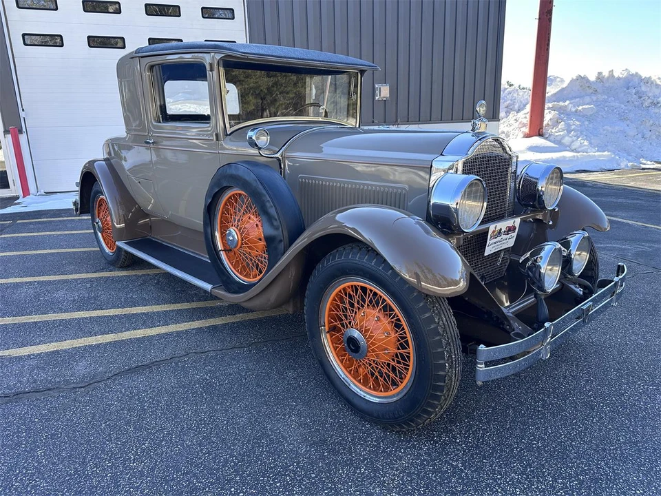 1928 Packard Eight - Image 11 of 12