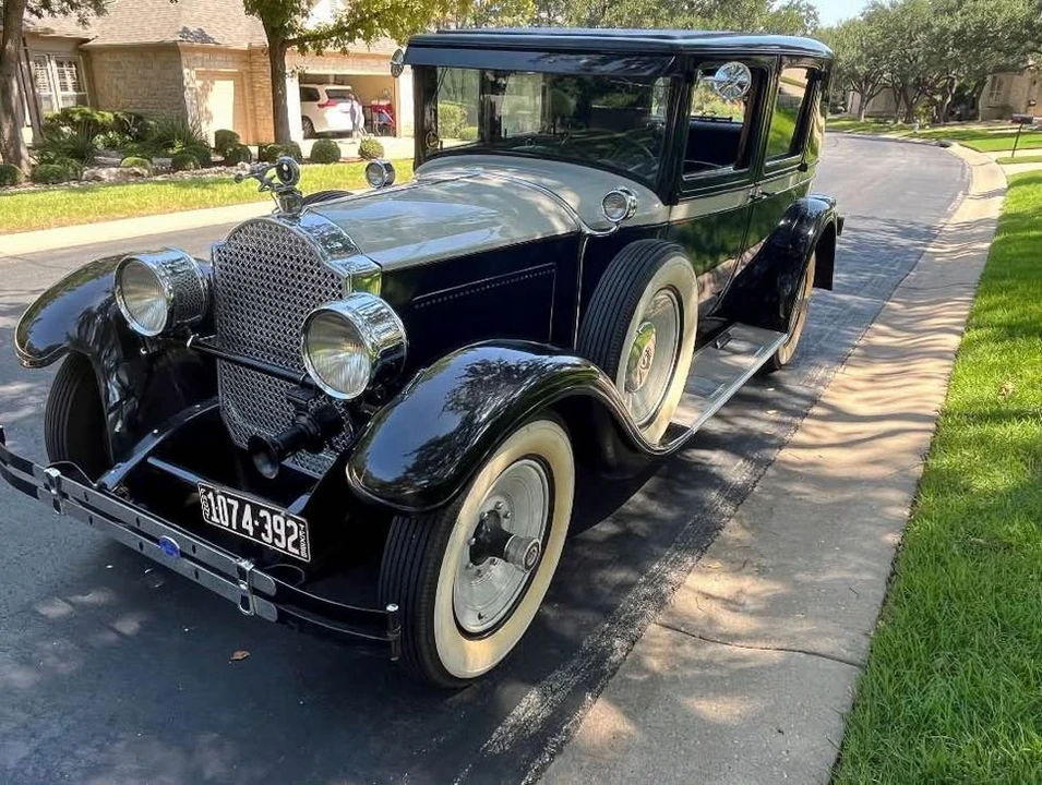 1928 Packard Eight - Image 4 of 10