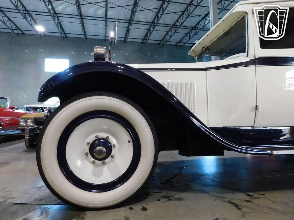 1928 Packard Eight - Image 10 of 12