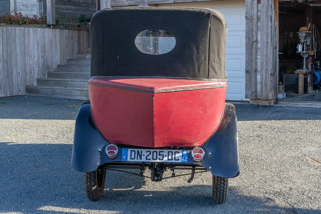 1928 Peugeot - Image 9 of 30